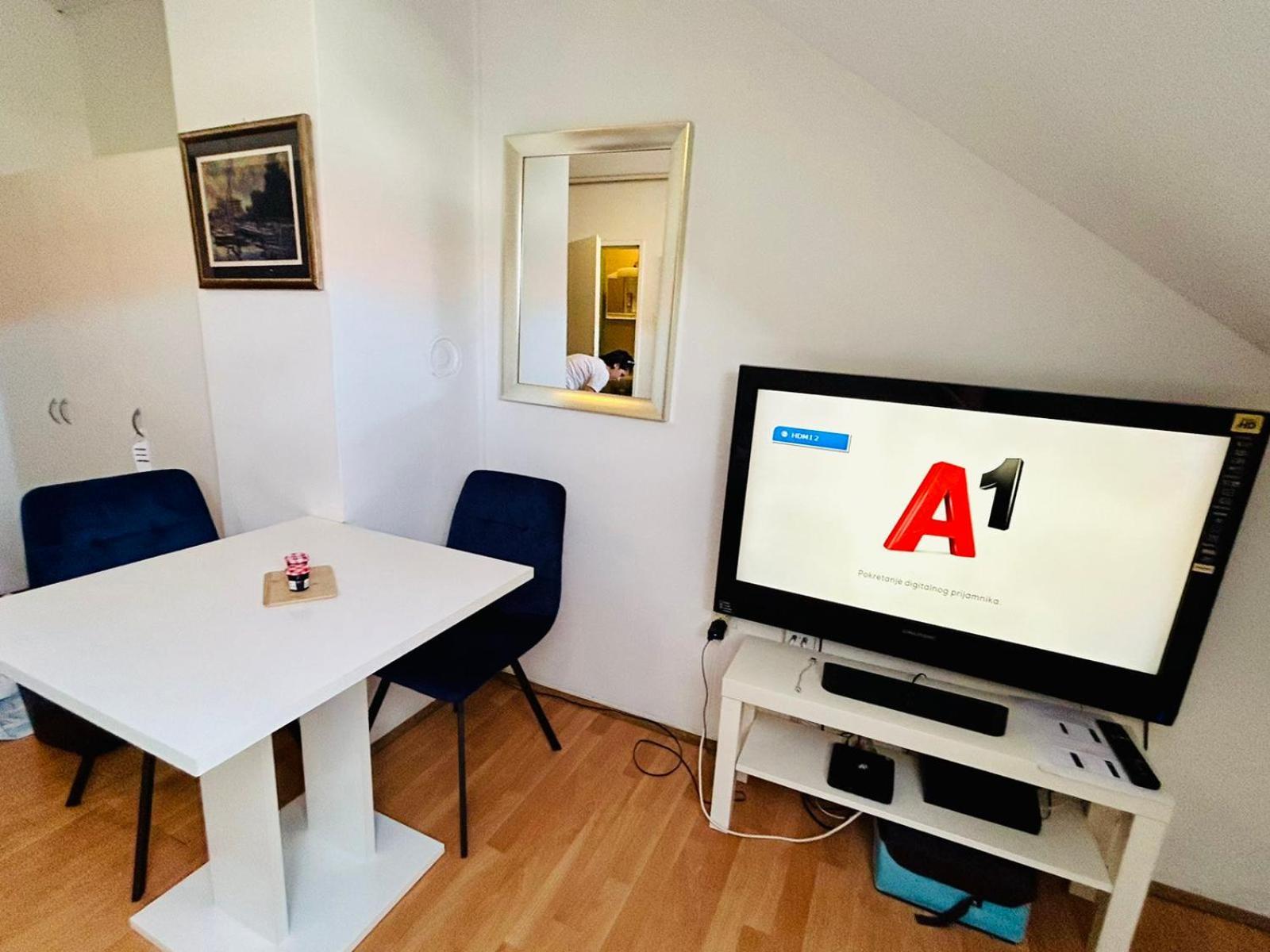 Mia Airport Studio Apartment - 0-24H Self Check In&Out - Parking On Site Велика-Горица Экстерьер фото