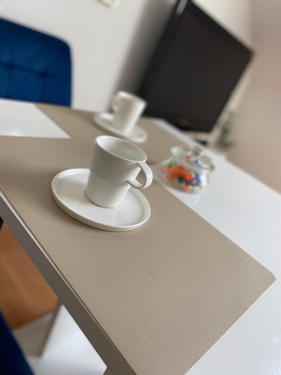 Mia Airport Studio Apartment - 0-24H Self Check In&Out - Parking On Site Велика-Горица Экстерьер фото