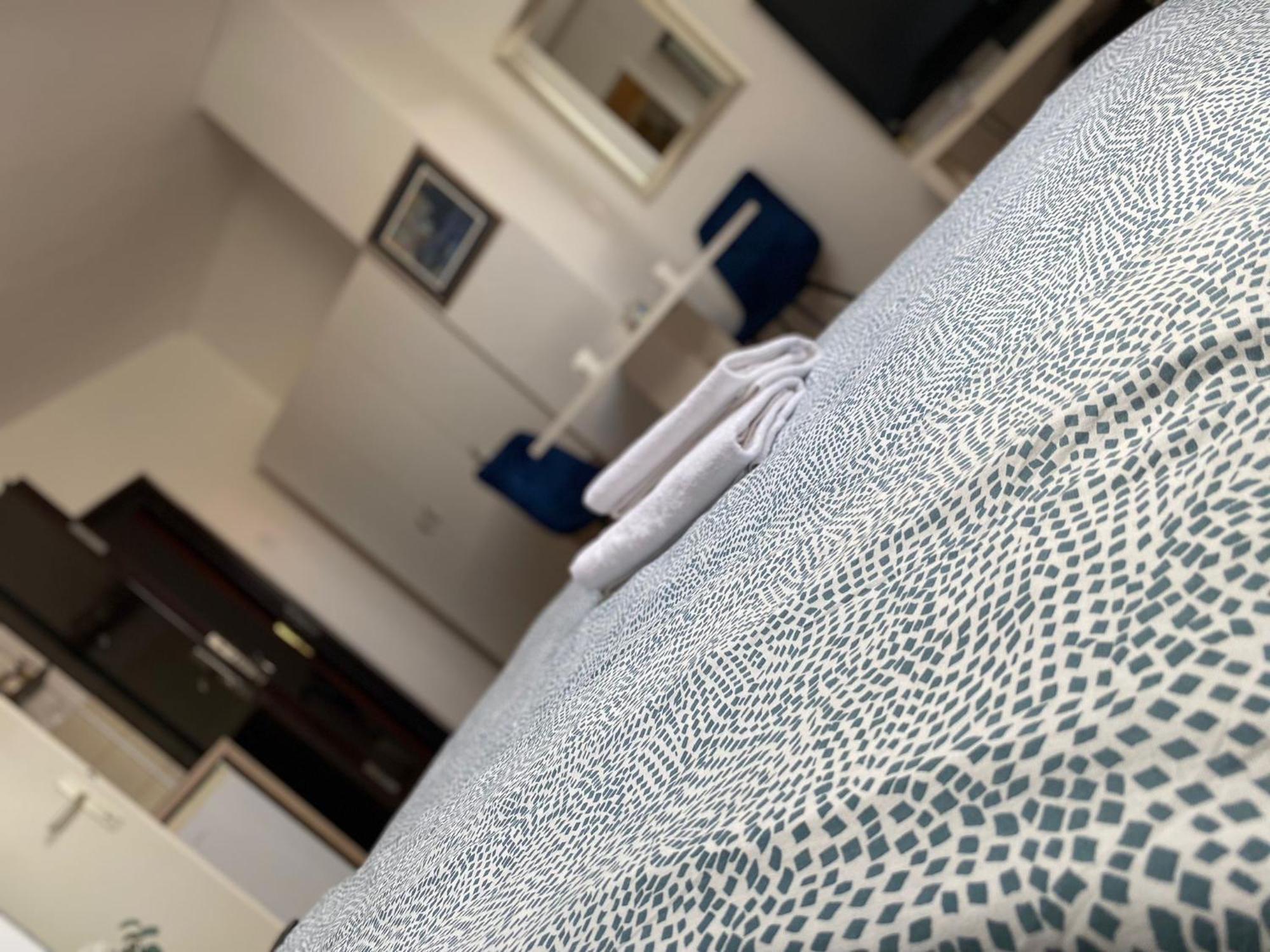 Mia Airport Studio Apartment - 0-24H Self Check In&Out - Parking On Site Велика-Горица Экстерьер фото
