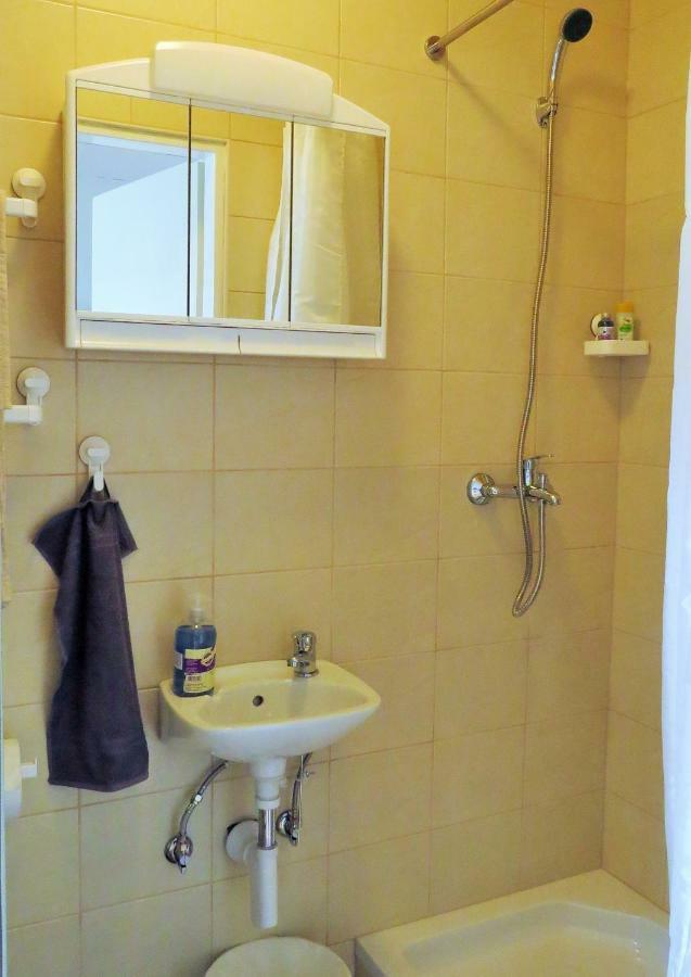 Mia Airport Studio Apartment - 0-24H Self Check In&Out - Parking On Site Велика-Горица Экстерьер фото